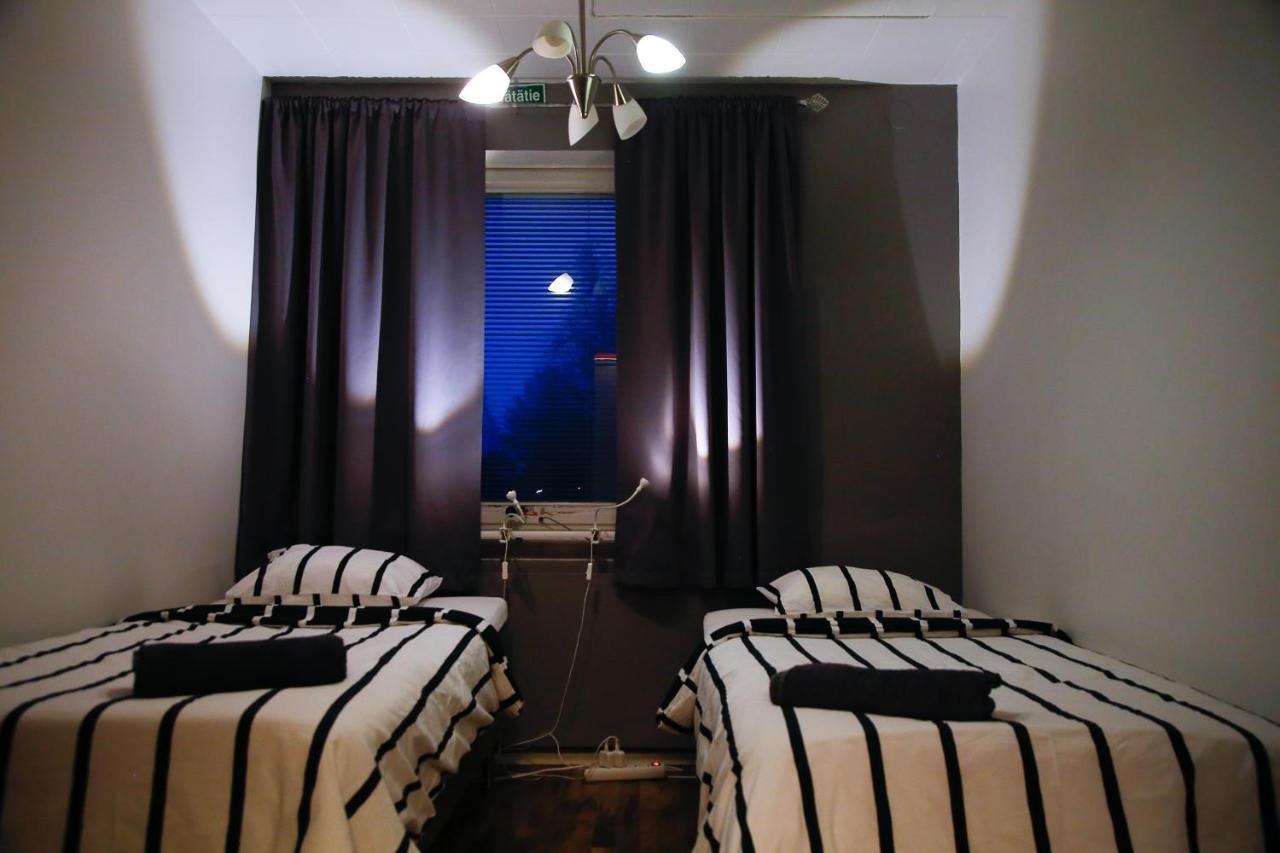 Motel ตอร์นีโอ ภายนอก รูปภาพ